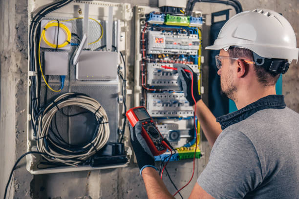 Best Electrical Contractors for Businesses  in Carlinvle, IL