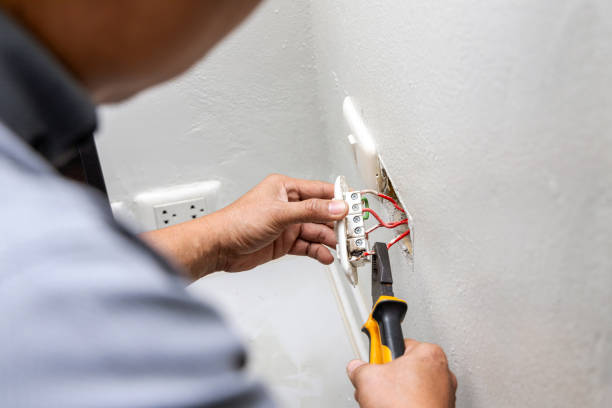Best Electrical Rewiring Services  in Carlinvle, IL